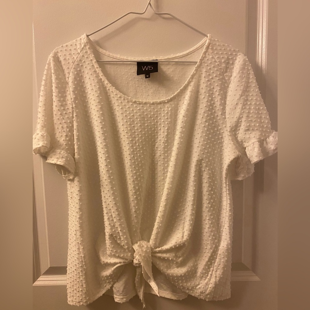White W5 textured knotted top
